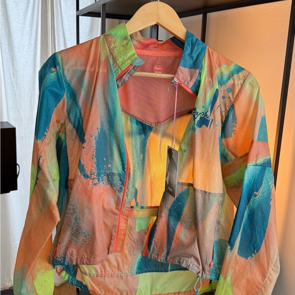 NWT Rapha Women’s Ellen Paige Wind Jacket Medium Peach Blue Green - Picture 1 of 4